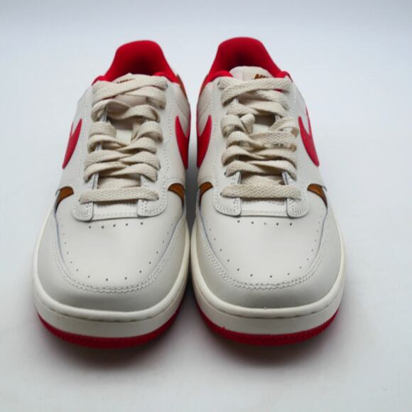 NEW Nike Women's 7  Gamma Force Sneakers Shoes White Red DX9176-004 - Picture 6 of 10